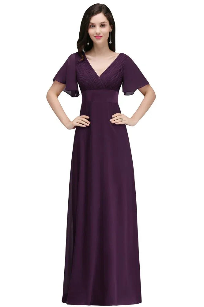 Abito da sera bordeaux lungo fino al pavimento, linea a trapezio, in chiffon