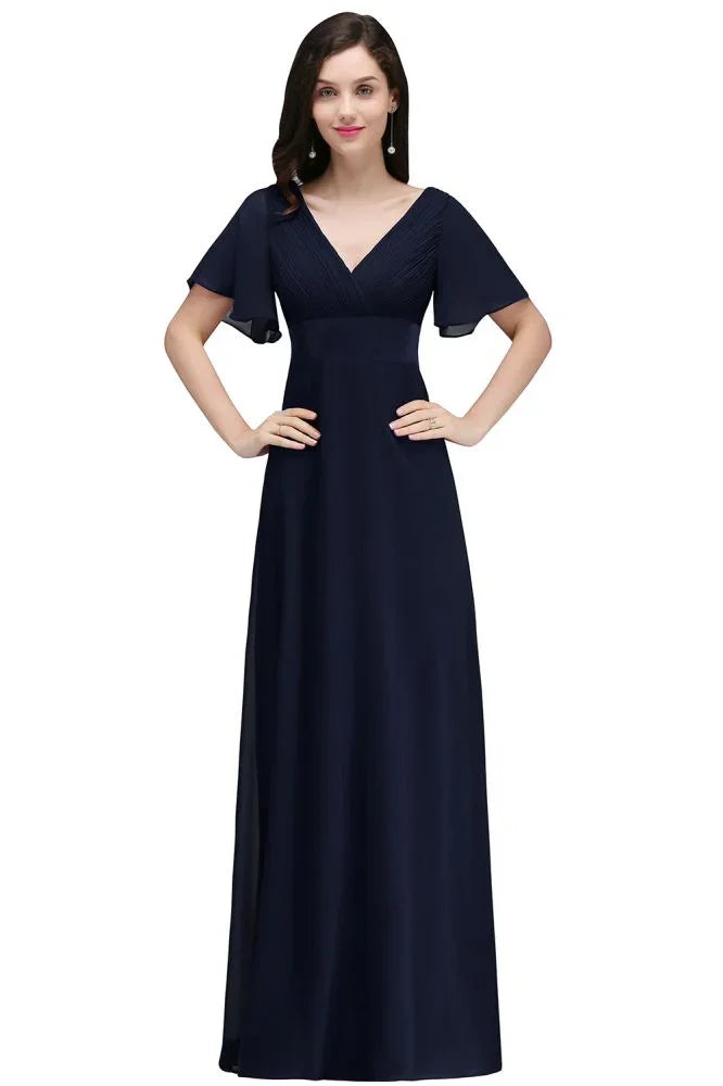 Abito da sera bordeaux lungo fino al pavimento, linea a trapezio, in chiffon