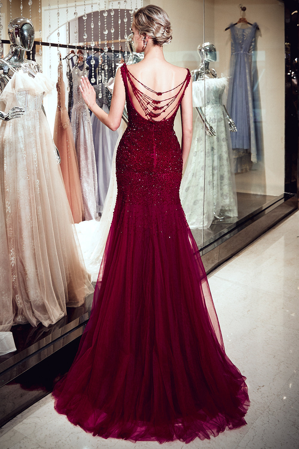 Abiti da sera lunghi color bordeaux a sirena in tulle con paillettes