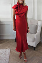 Robe longue à manches courtes avec nœud papillon en satin et col ras du cou "Souhaits sincères"