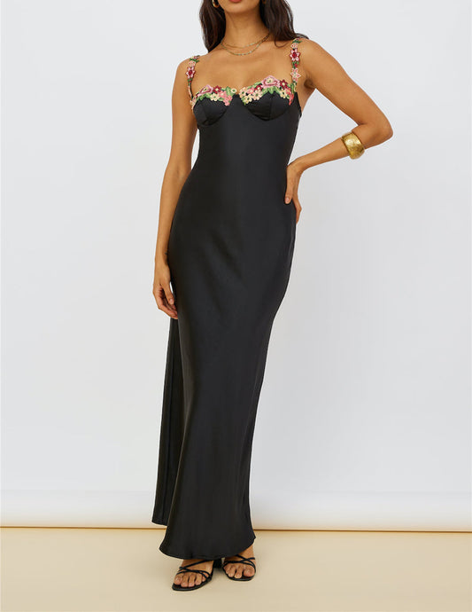 Magnetic Forces Maxikleid mit Blumenstickerei in Schwarz 