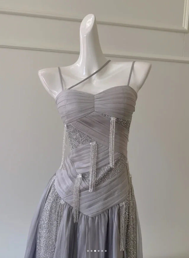 Vestido de Festa Roxo Elegante com Lantejoulas, Tule, Contas e Borlas, Modelo Linha A, Vestido de Noite Y8586