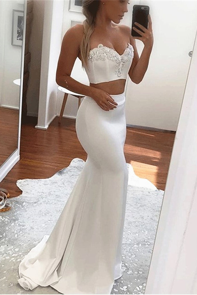 Two Piece White Sweetheart Sleeveless Mermaid Prom Dress With Appliques