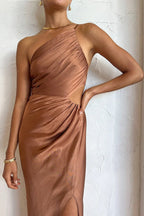 Vestido de Noite Maxi Cami com Ombro a Descoberto e Fenda Alta Drapeado