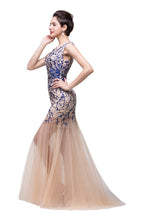 Abiti da sera color Champagne con gonna a sirena in tulle a tutta lunghezza