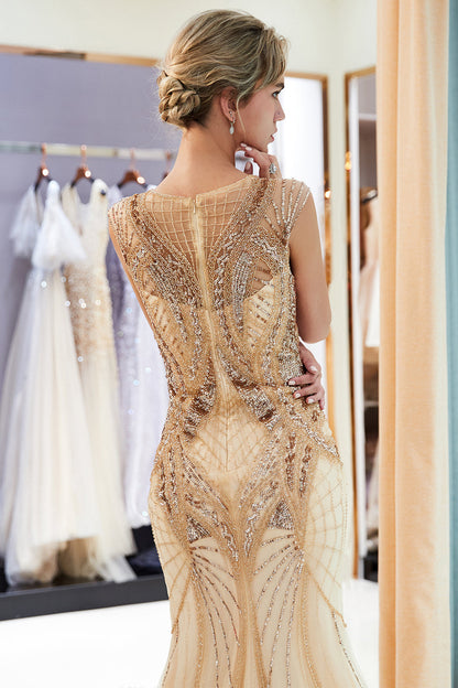 Vestidos de noche largos color champán con lentejuelas, cuentas y joya de sirena