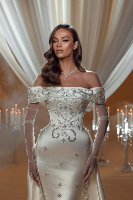 Abito da sposa incantevole in raso con colonna, monospalla, senza maniche, con applicazioni e strascico