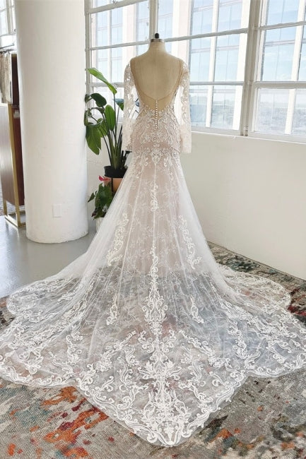 Abito da sposa a sirena con maniche lunghe e cappella incantevole