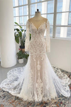 Abito da sposa a sirena con maniche lunghe e cappella incantevole