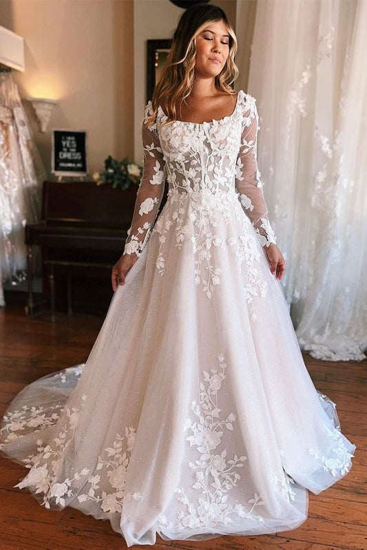 Vestido de noiva longo e charmoso com apliques em linha A e mangas compridas com cauda
