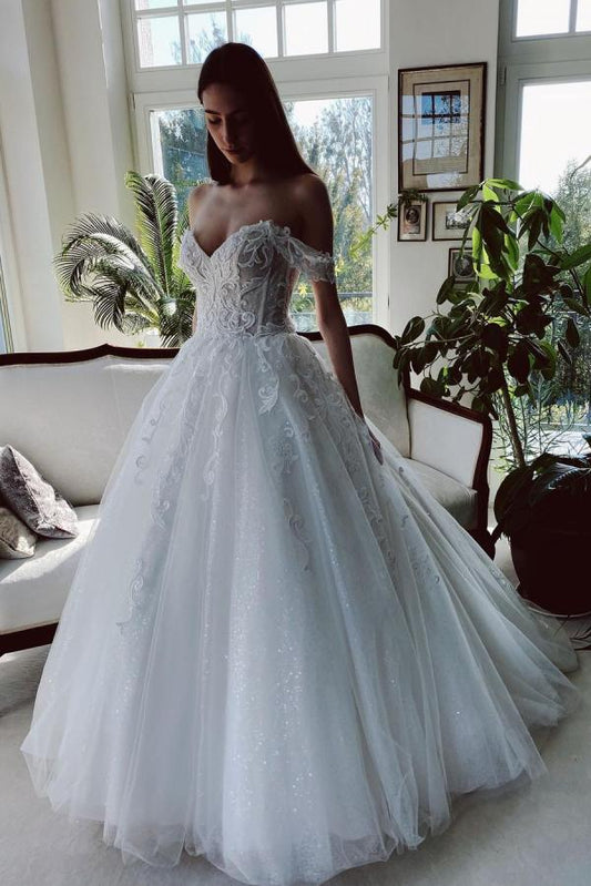 Vestido de noiva longo e charmoso em tule com decote em A e glitter