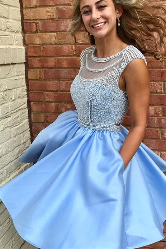 Charming Sleeveless Beadings Short Party Dress Homecoming Dress