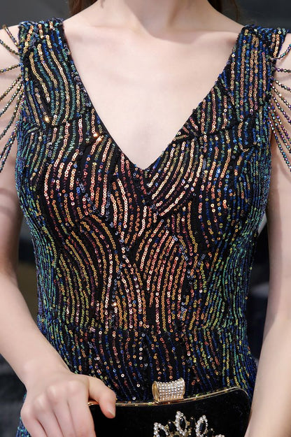 Vestido de fiesta encantador con lentejuelas brillantes y cuentas, abertura lateral y largo hasta el suelo