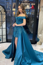 Elegante abito lungo da sera a tubino con scollo a cuore e spalle scoperte, decorato con nastri e applicazioni