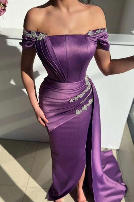 Schickes, schulterfreies, bodenlanges Meerjungfrau-Ballkleid in Traubenrot