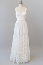 Chic Long A-line Sweetheart Spaghetti Strap Appliques Tulle Wedding Dress