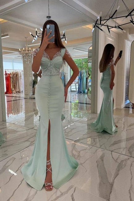 Elegante vestido de noche largo con tirantes verde menta, lentejuelas y abertura