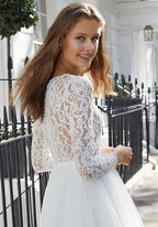 Chic Short A-line Tulle Jewel Lace Wedding Dress with Sleeves