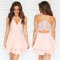 Vestito corto elegante a strati di chiffon con scollo a V e spalline sottili per festa di ritorno a casa