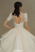 Vestido de Noiva com Aplicações de Renda em Tule, Mangas Curtas Elegantes, Vestido de Casamento para Jardim na Primavera