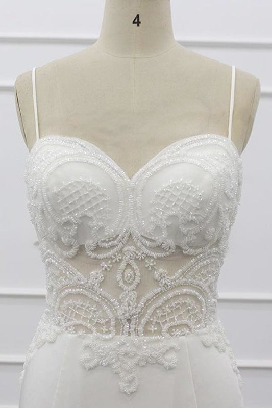 Abito da sposa elegante a sirena con perline e spalline sottili chic