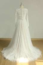 Chic Sweetheart Lace Wedding Dress White Tulle Ruffles Bridal Gown On Sale