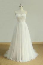 Chic Sweetheart Lace Wedding Dress White Tulle Ruffles Bridal Gown On Sale
