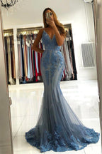 Abito da sera aderente a sirena con scollo a V elegante