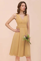 Vestido corto dorado de dama de honor de gasa Vestido diario informal sin mangas con escote en V