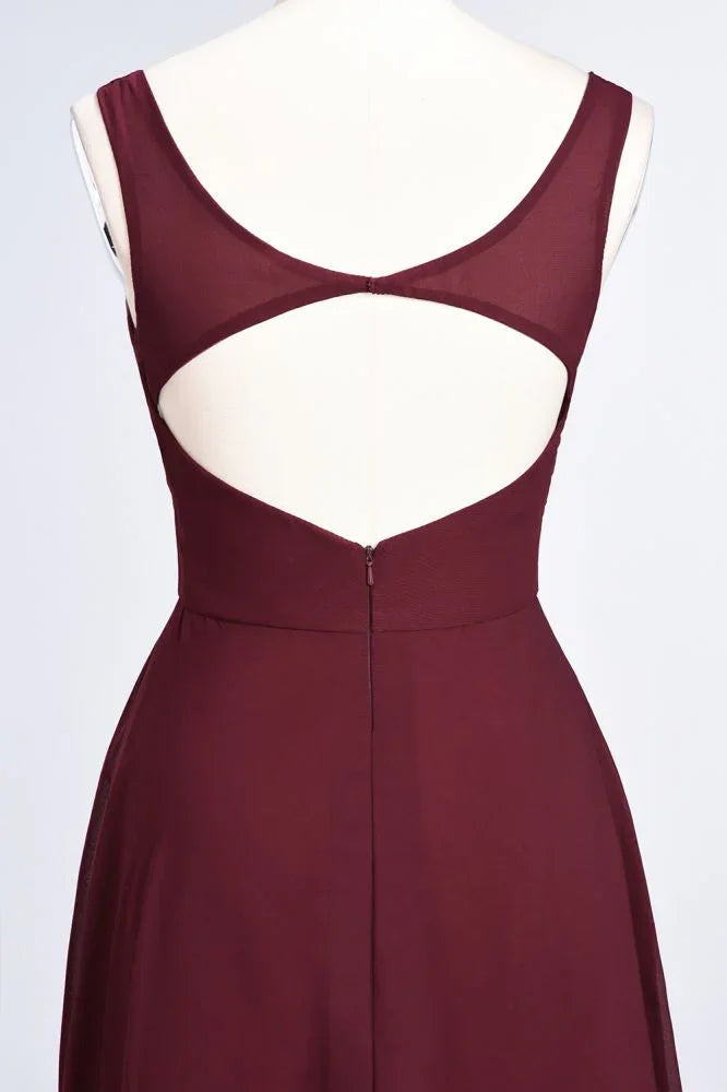 Abito da damigella con scollo a V in chiffon, spalline, senza maniche, volant e lunghezza fino al pavimento con schiena scoperta