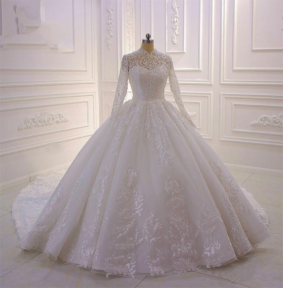 Edles langes A-Linien-Brautkleid mit Stehkragen, Applikationen, Spitze, Perlen, Pailletten und Rüschen und Ärmeln