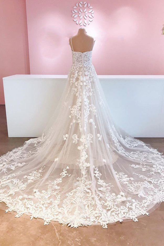 Elegantes langes rückenfreies A-Linien-Brautkleid aus Tüll mit Spaghettiträgern und Spitzenapplikationen
