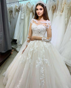 Classy Long Princess Appliques Lace Tulle Wedding Dress with Sleeves