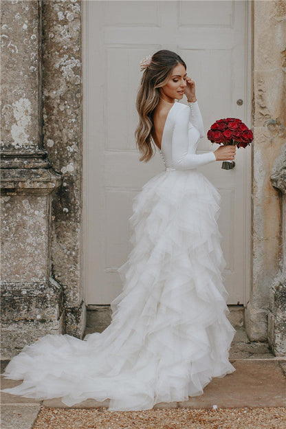 Elegantes Brautkleid mit ärmellosem Schlitz