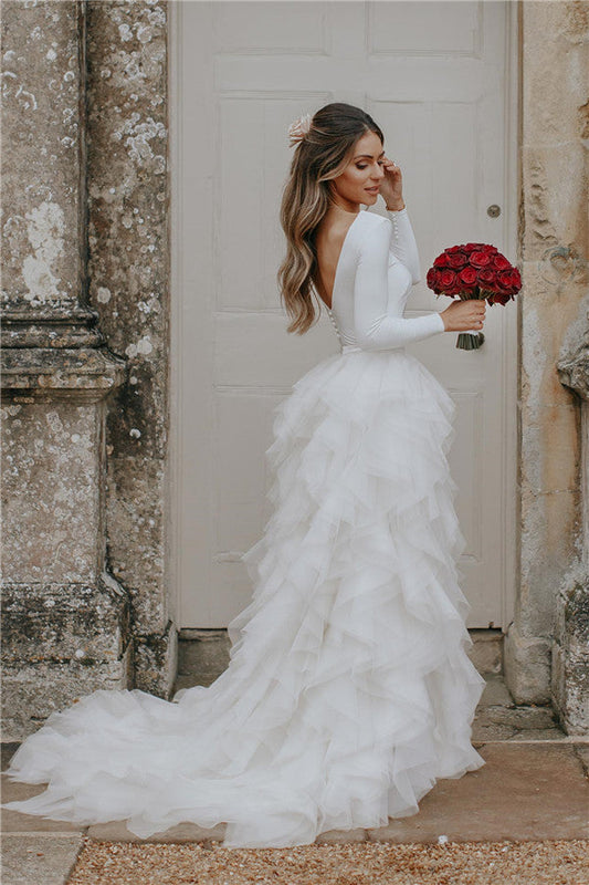 Elegantes Brautkleid mit ärmellosem Schlitz