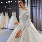 Elegant Train Sweetheart Backless A Line Wedding Dress With Lace Appliques