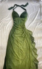 Vestido largo de fiesta y gala con escote en V, tirantes halter, degradado verde y gasa, modelo Y7484