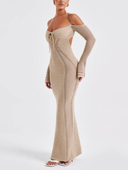 Sexy rückenfreies, schlankes, hohles Kleid mit langen Ärmeln und Strumpfhaltern 