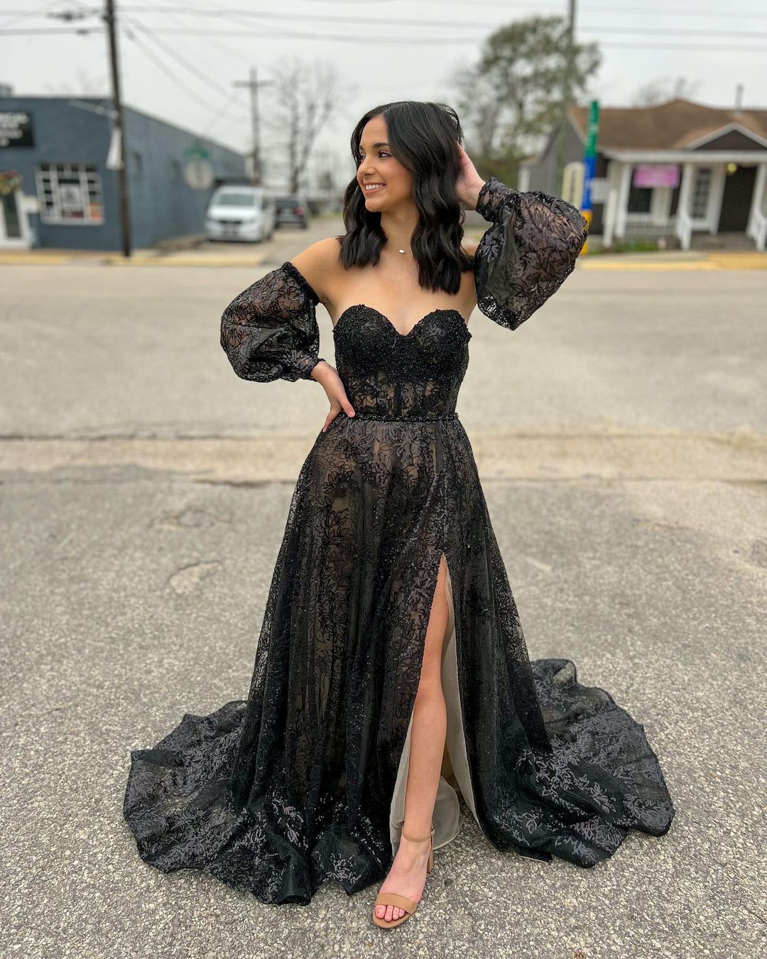 Vestidos longos de baile em linha A, decote coração, pretos com lantejoulas, delicados