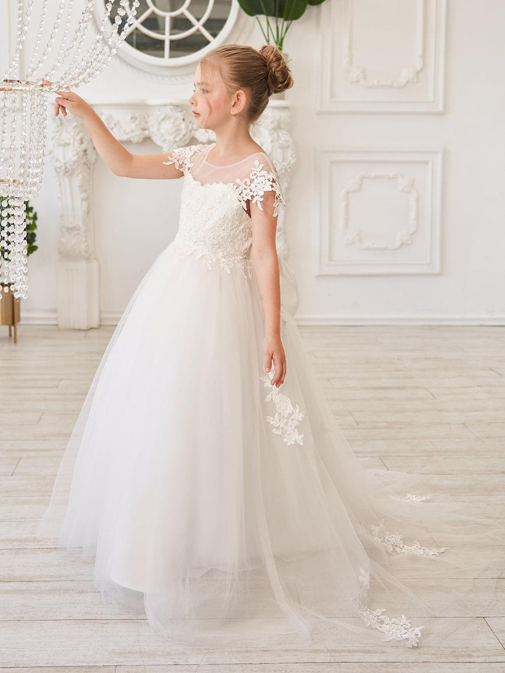 Ivory Lace Tulle First Communion Flower Girl Dress With Detachable Train