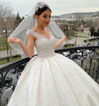 Elegant Ball Gown Wedding Dress Off Shoulder Backless Tulle Beading