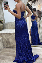 Abito da sera formale sexy in tinta unita con spacco asimmetrico e collo obliquo