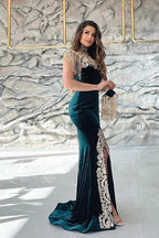 Vestidos de fiesta largos hasta el suelo de satén color verde oscuro, sin mangas, con tirantes finos y corte sirena