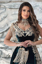 Vestidos de fiesta largos hasta el suelo de satén color verde oscuro, sin mangas, con tirantes finos y corte sirena