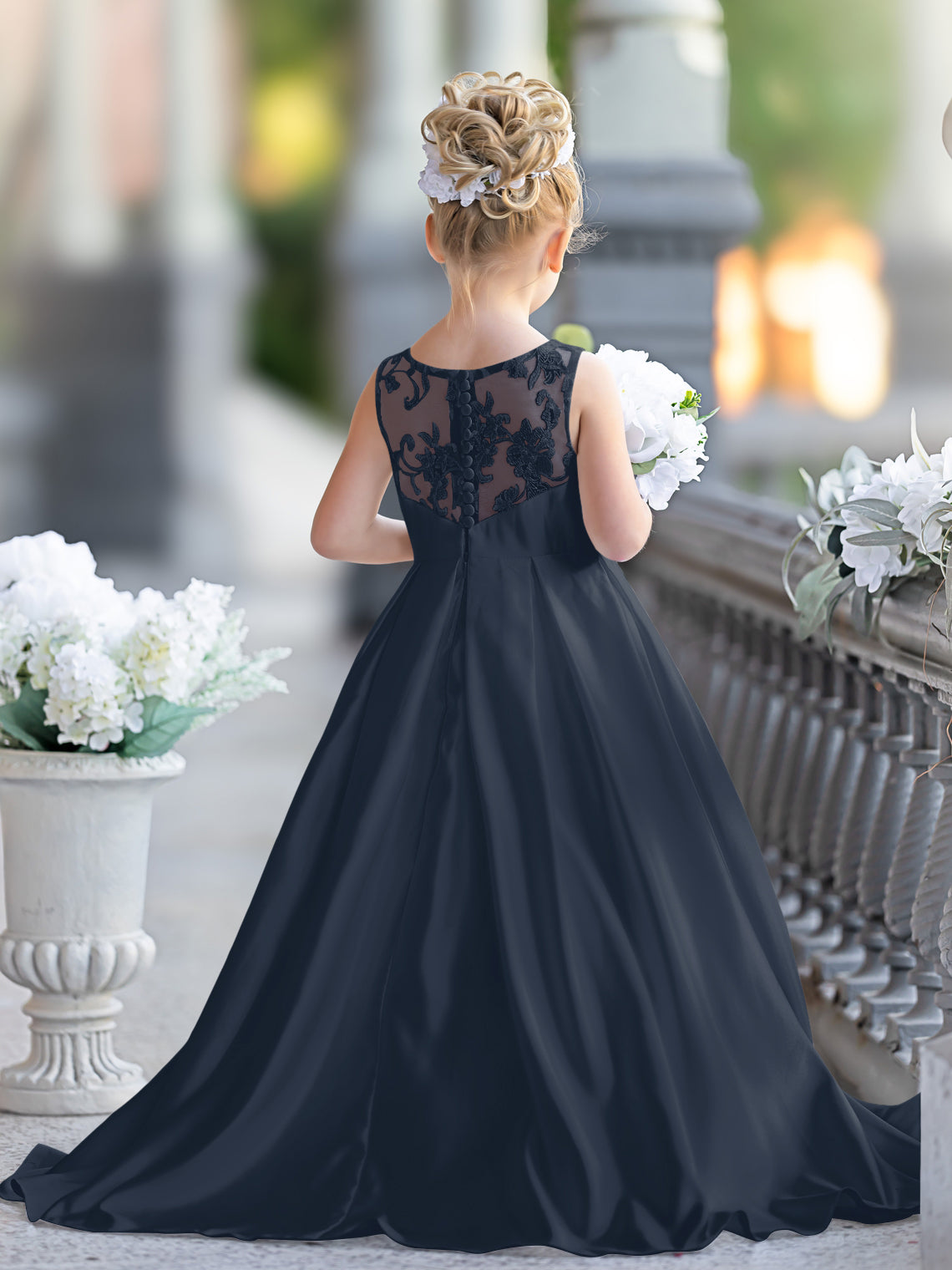 Robe de demoiselle d'honneur de première communion en satin et dentelle coupe A-line 