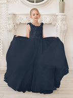 Elegant White Tulle Flower Girl Applique Lace Dress With Sweep Train