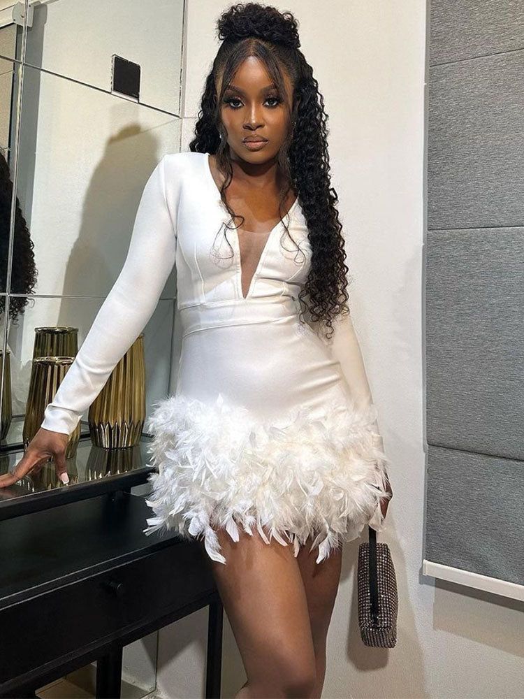 TARUXY Tiefem V-ausschnitt Mini Kleid Für Frauen Federn Patchwork Sexy Bodycon Kleider Damen Schlank Solide Party Prom Kleid Frau 2023 