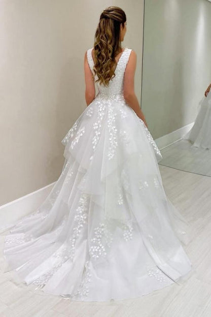 Designer A-Linie Spitze V-Ausschnitt Ärmelloses weißes Brautkleid mit Applikationen