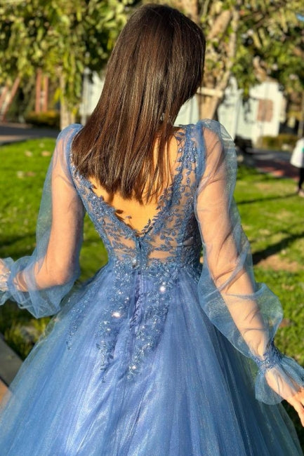 Abito da sera lungo a linea ad A in tulle con scollo a V e maniche lunghe con applicazioni