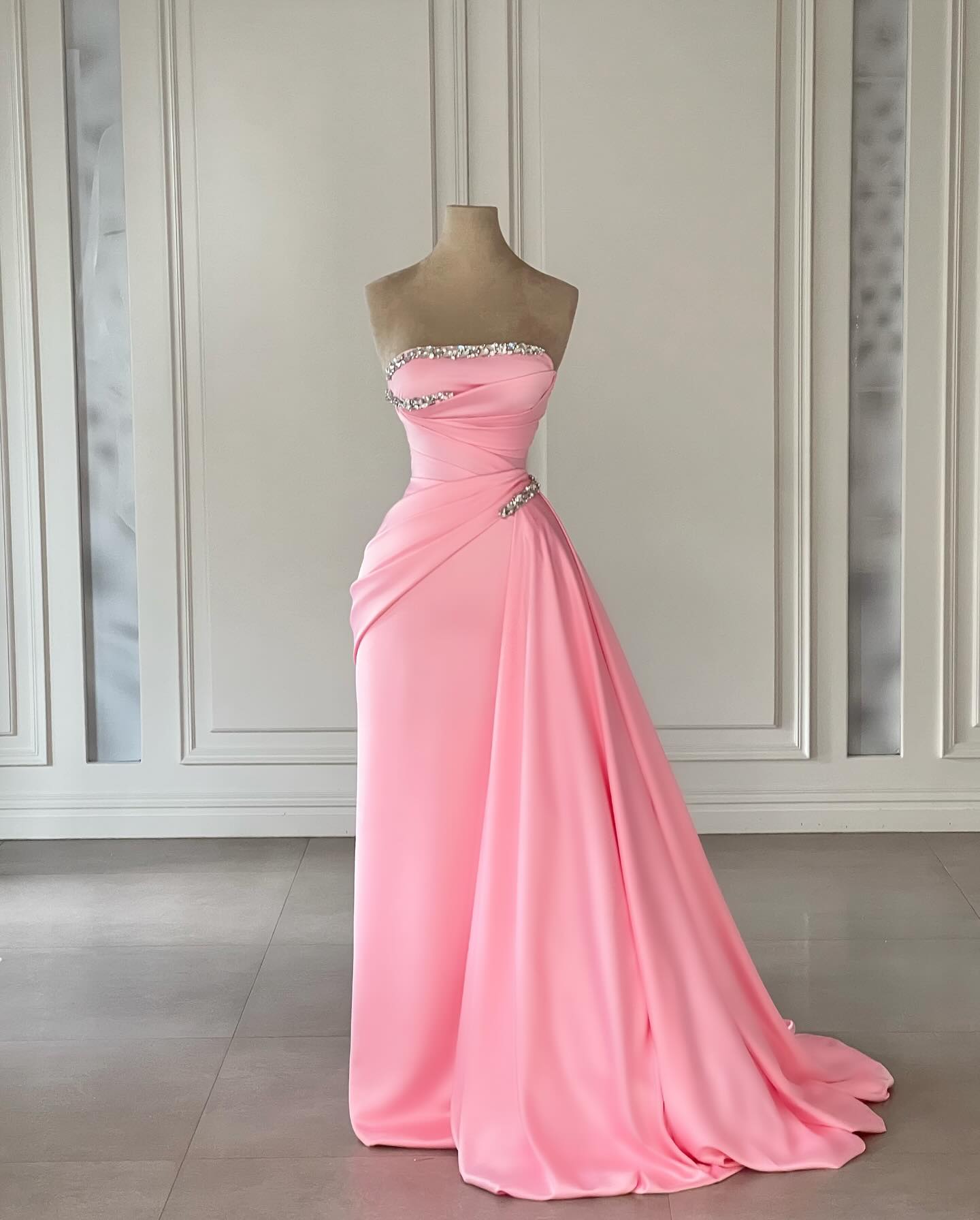 Designer Column Satin Strapless Sleeveless Pink Prom Dresses With Rhinestone